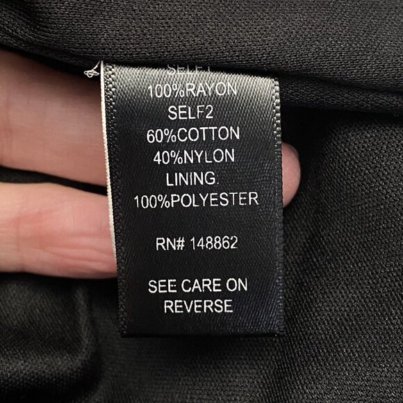 TORRID Women Off Shoulder Lace Maxi Dress Size 2x Black Lace Inset 71-6 - Picture 7 of 11